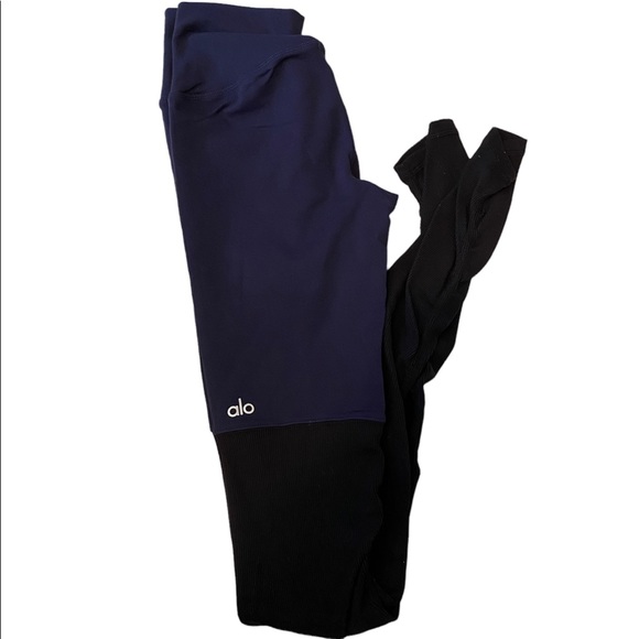 ALO YOGA Leggings - Picture 4 of 6